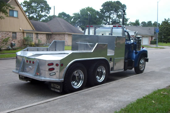 Custom Hi-Tech truck build
